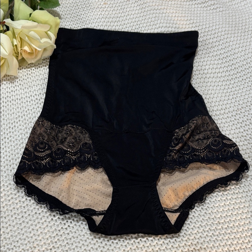 Black Lace High-Waisted Shape-wear Briefs
